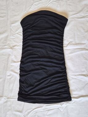 Forever 21 Black Strapless Ruched Bodycon Mini Dress Clubwear Tube top Stretchy